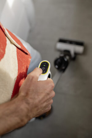 Karcher FCV 3. Безкабелна прахосмукачка за сухо и мокро почистване.