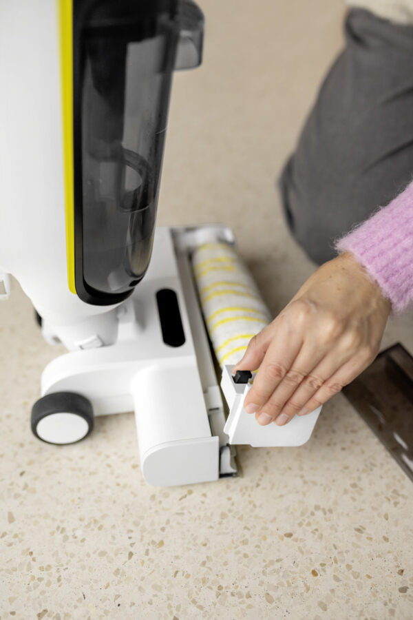 Прахосмукачка за сухо и мокро почистване Karcher  FCV 4 - Image 7